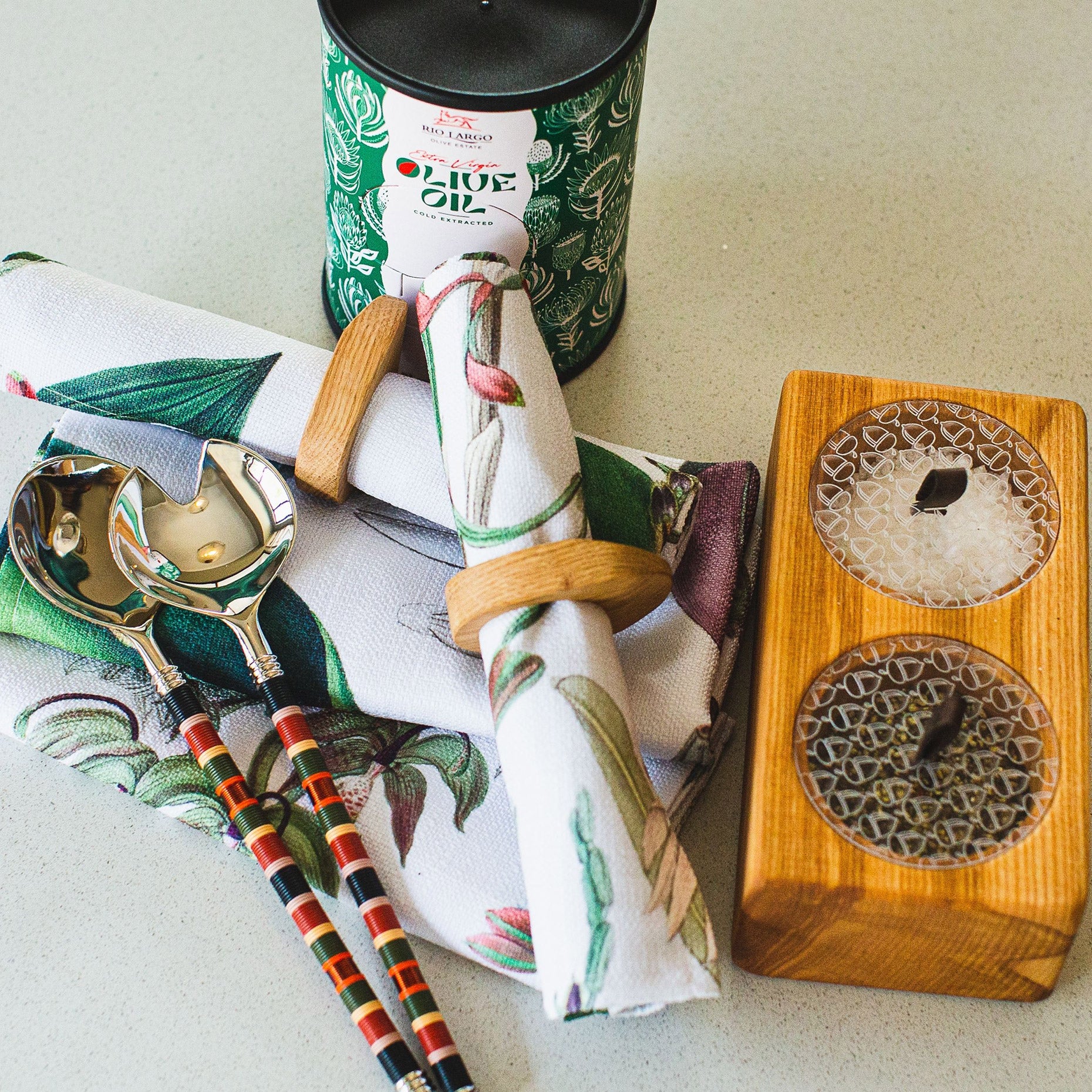 Hayani Home Box (Cara Saven Staying Young Napkins, Oh Nice Oak Napkin Rings, Pieter de Jager Pinch Pots, PaulaG Salad Set Copper Black, A Love Supreme Oive Oil)